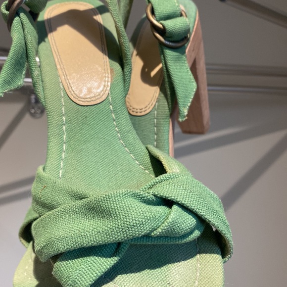 Zara Heels Green - Picture 2 of 6